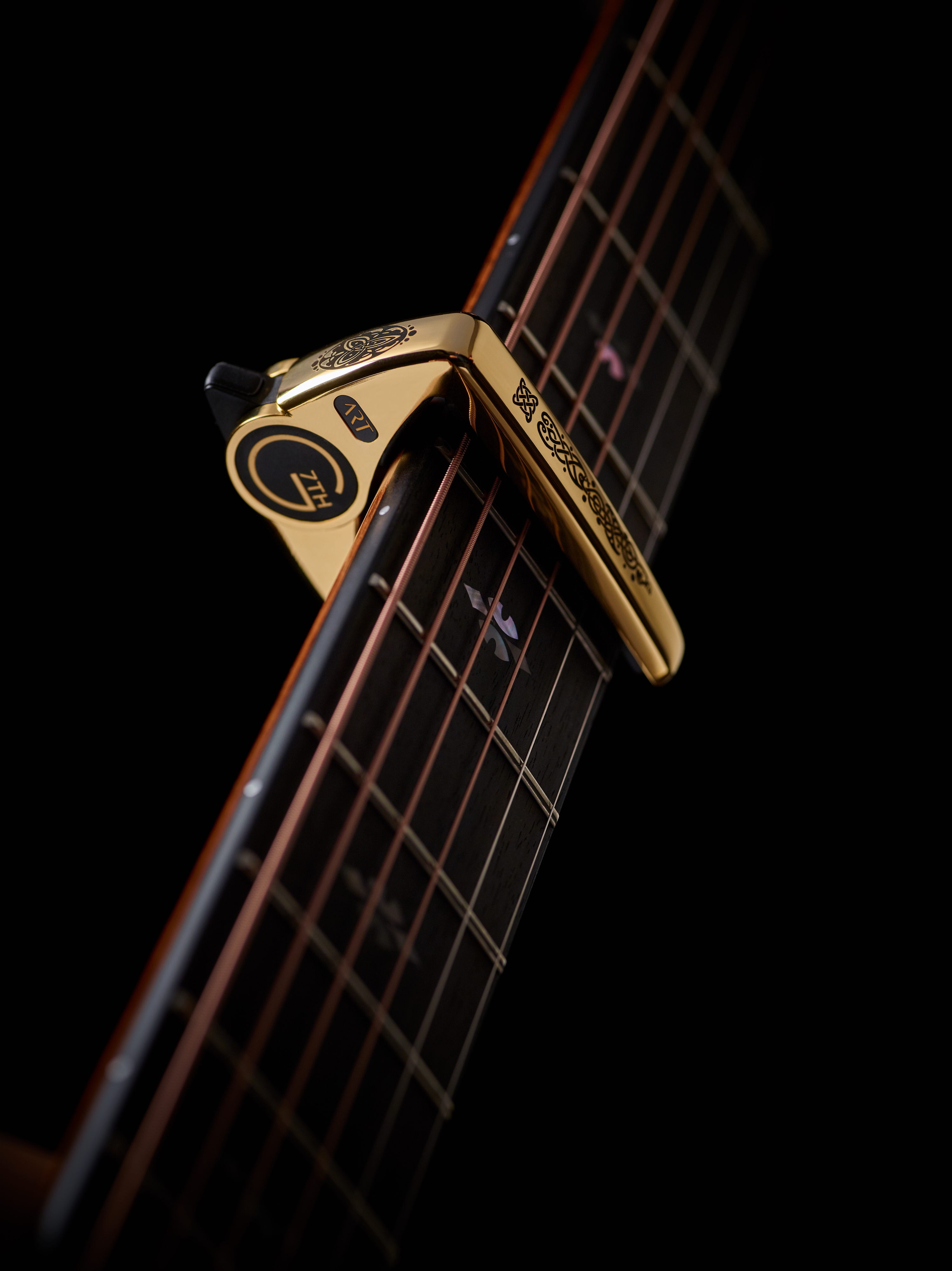 Performance 3 (18kt Gold Plate Celtic Special Edition) on acoustic guitar